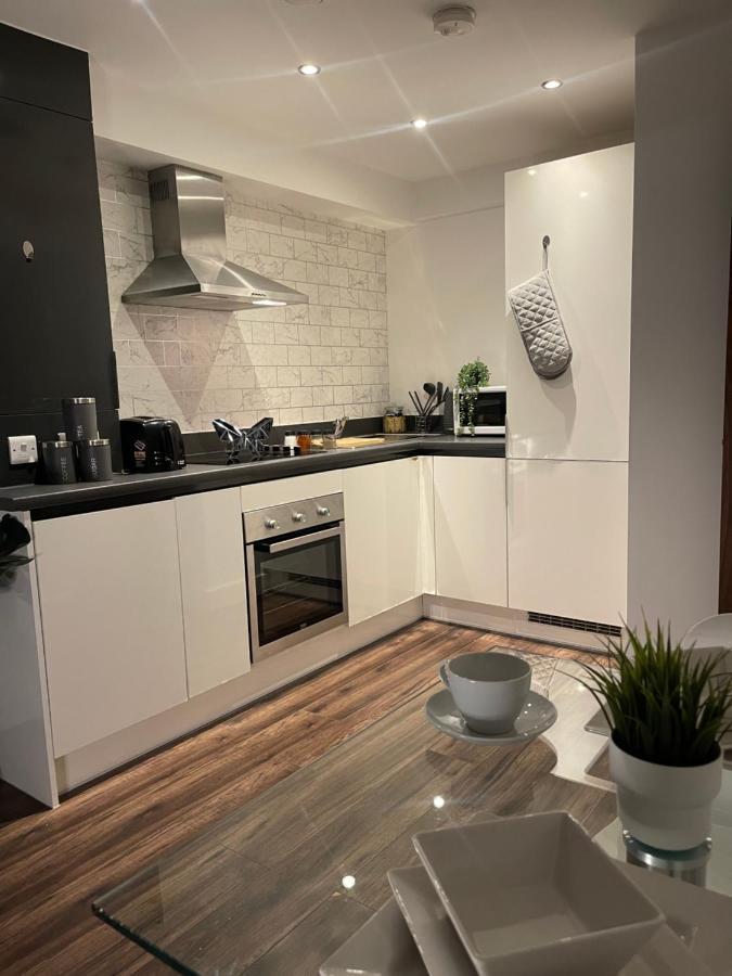 Modern Spacious 1 Bed Flat In Birmingham City Centre With Free Parking, Fast Free Wifi And Netflix Exteriör bild