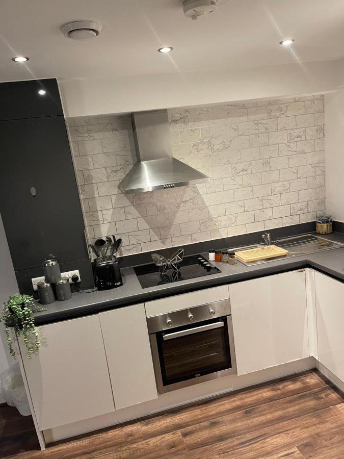 Modern Spacious 1 Bed Flat In Birmingham City Centre With Free Parking, Fast Free Wifi And Netflix Exteriör bild